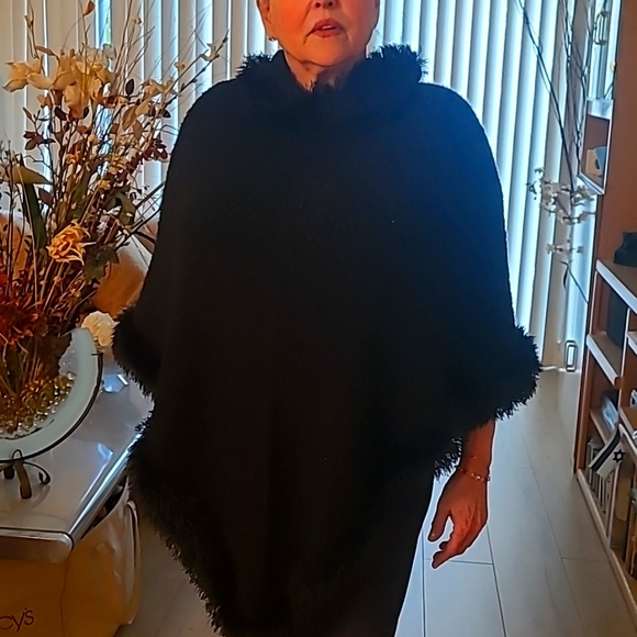 Poncho Hand made - Picture 4 of 4